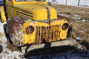 Antique_Ford_pickup_truck_picture